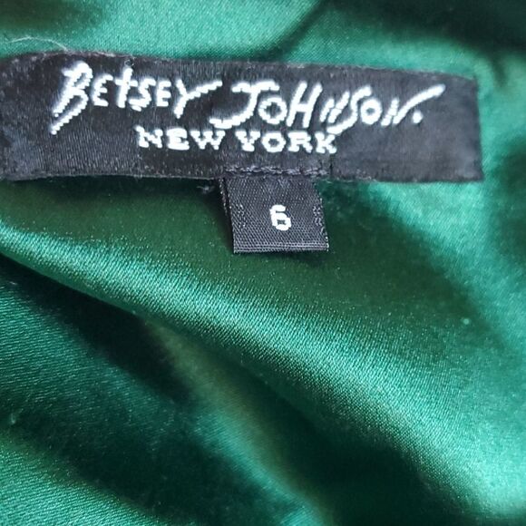 Vintage 1990's Betsey Johnson Emerald Green Dress - Picture 4 of 5